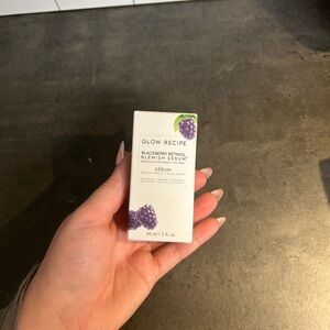 Glow Recipe Blackberry Retinol Serum with Purple Accents